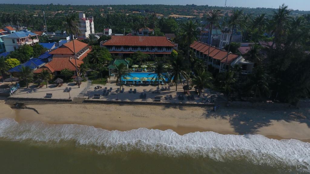 Dynasty Mui Ne Beach Resort Phan Thiet Exterior foto